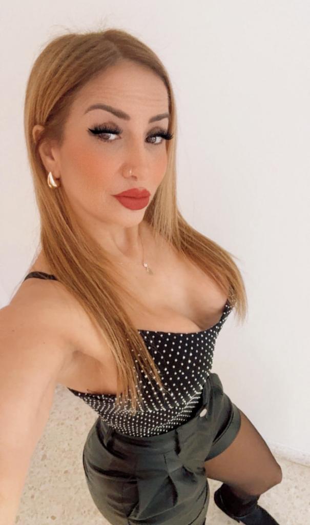 686720346: Chica busca chico en Málaga