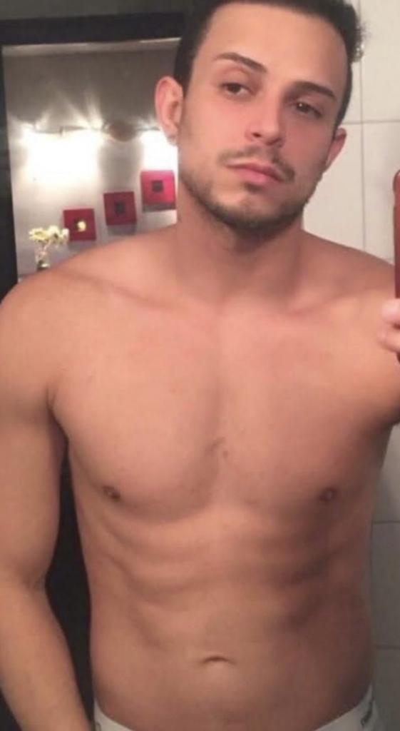 Chico busca chica en Gerona: 