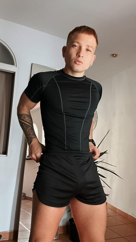 642607035: Chico busca chica en Valencia