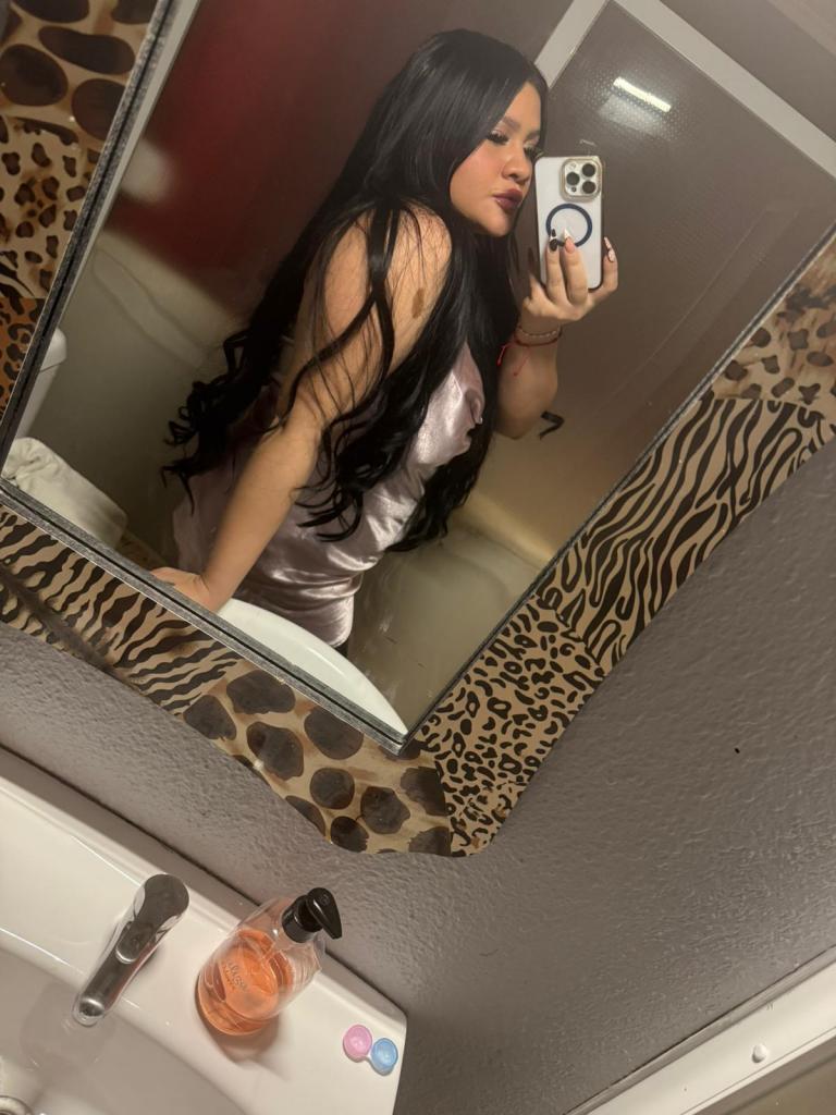 Chica busca chico en Sevilla: 