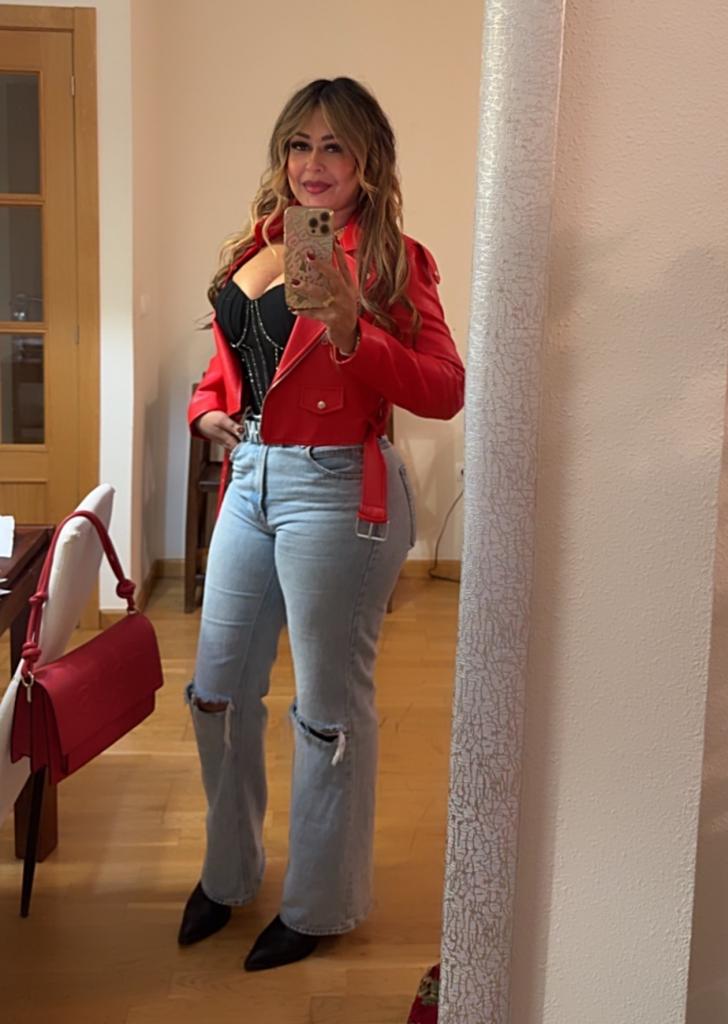 Chica busca chico en Córdoba: Chica busca chico