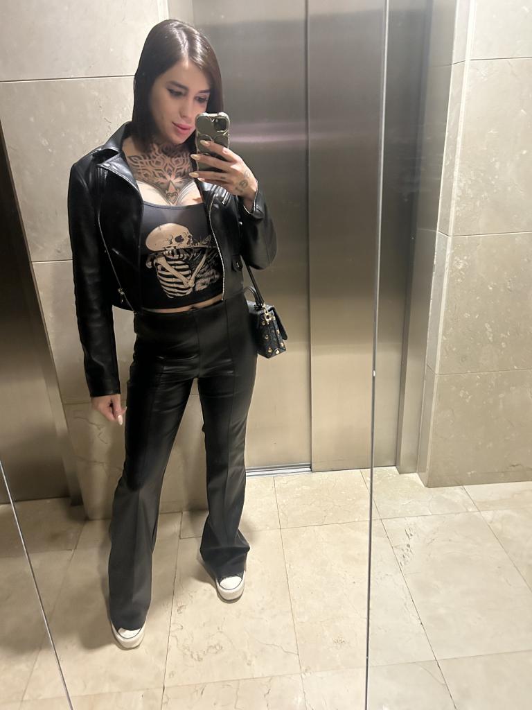 613258680: Travesti en Pontevedra