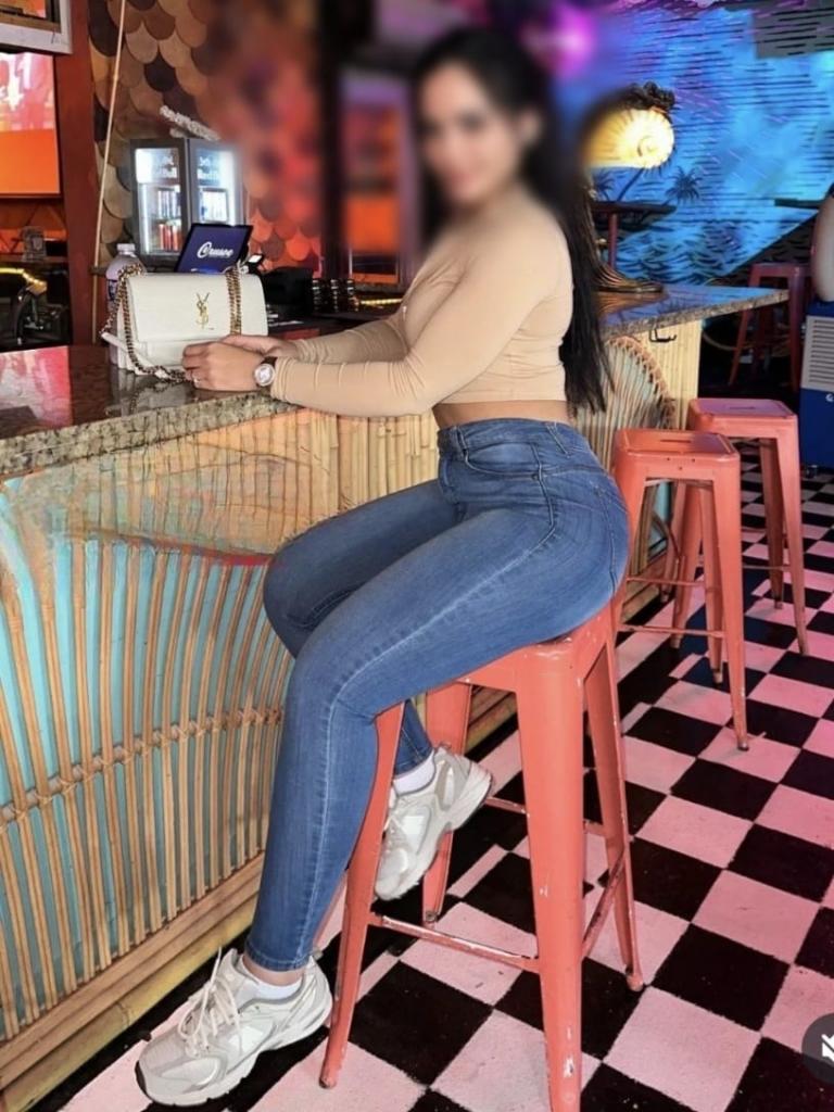 Chica busca chico en Alicante: 