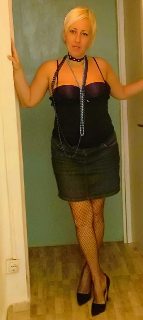 683530121: Chica busca chico en Alicante