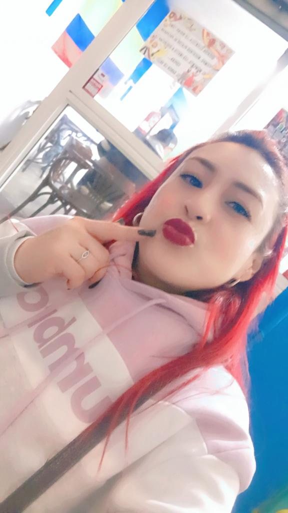 Chica busca chico en Huelva: 