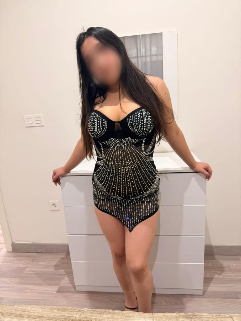 Chica busca chico en Granada: 