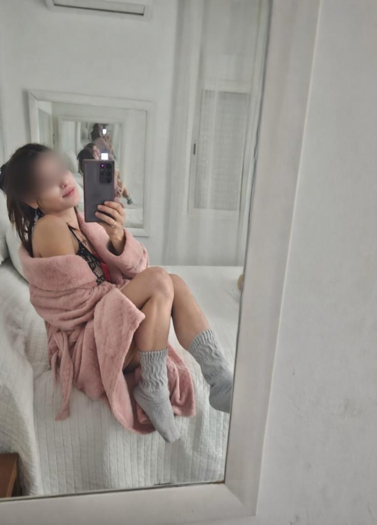 Chica busca chico en Almería: 