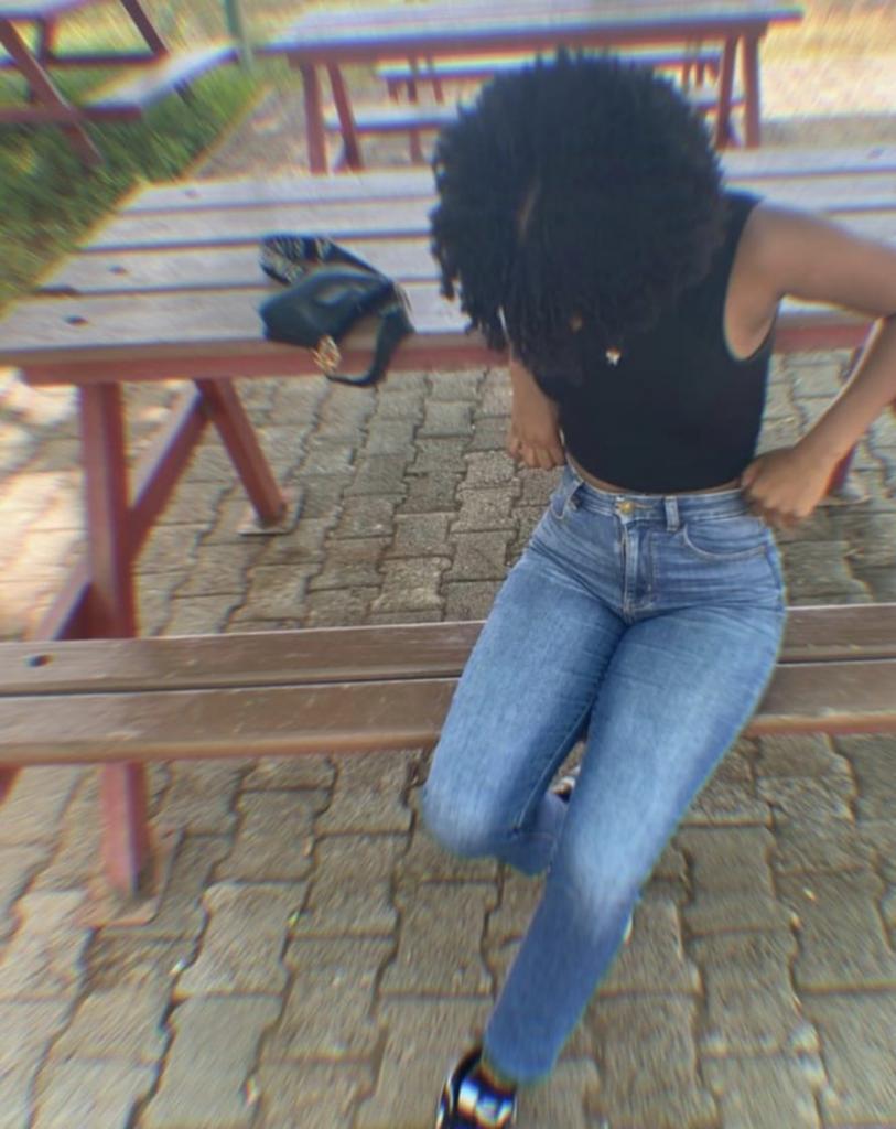 Chica busca chico en Sevilla: 