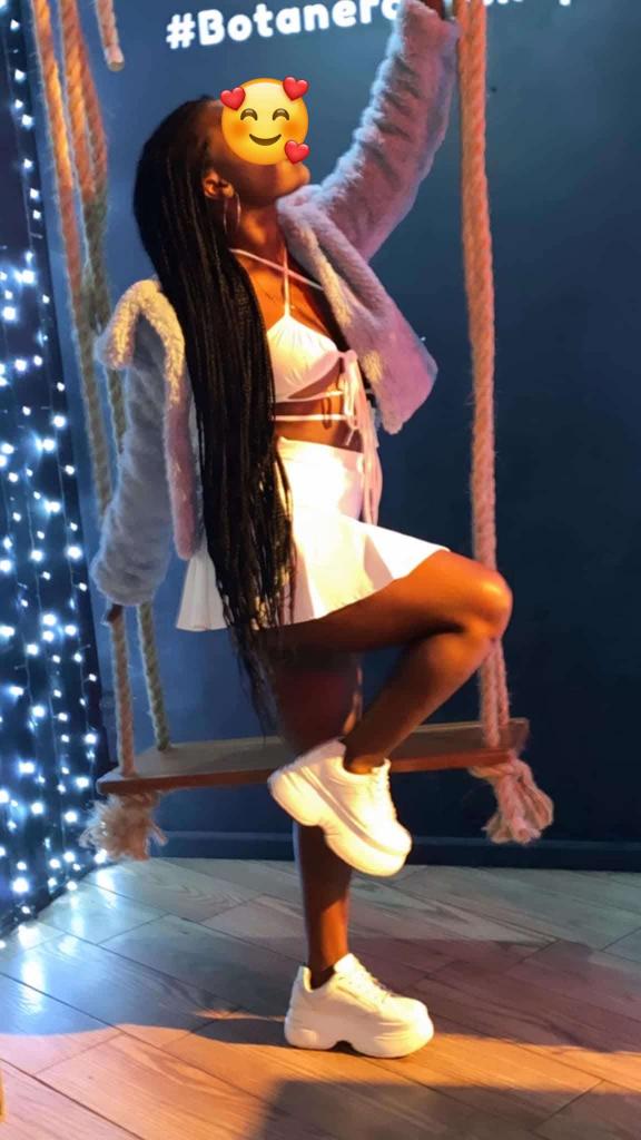 642135893: Chica busca chico en Sevilla