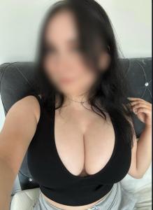 664508451: Chica busca chico en Madrid