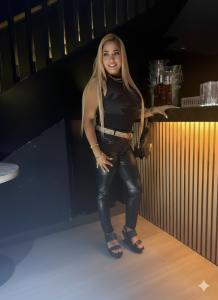 603211738: Chica busca chico en Barcelona