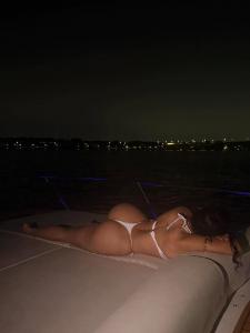 602535040: Chica busca chico en Gerona