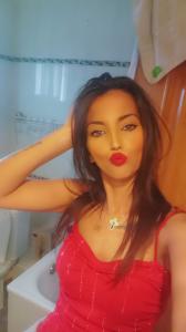 627453975: Chica busca chico en Barcelona