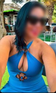 611399086: Chica busca chico en Barcelona