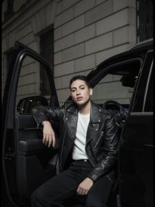 610880128: Chico busca chica en Asturias