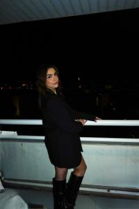 644763540: Chica busca chico en Barcelona