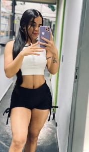 694267423: Chica busca chico en Alicante