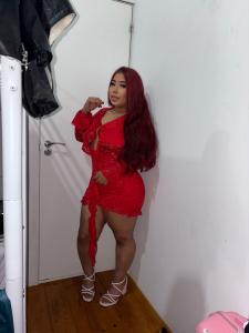 697624169: Chica busca chico en Málaga