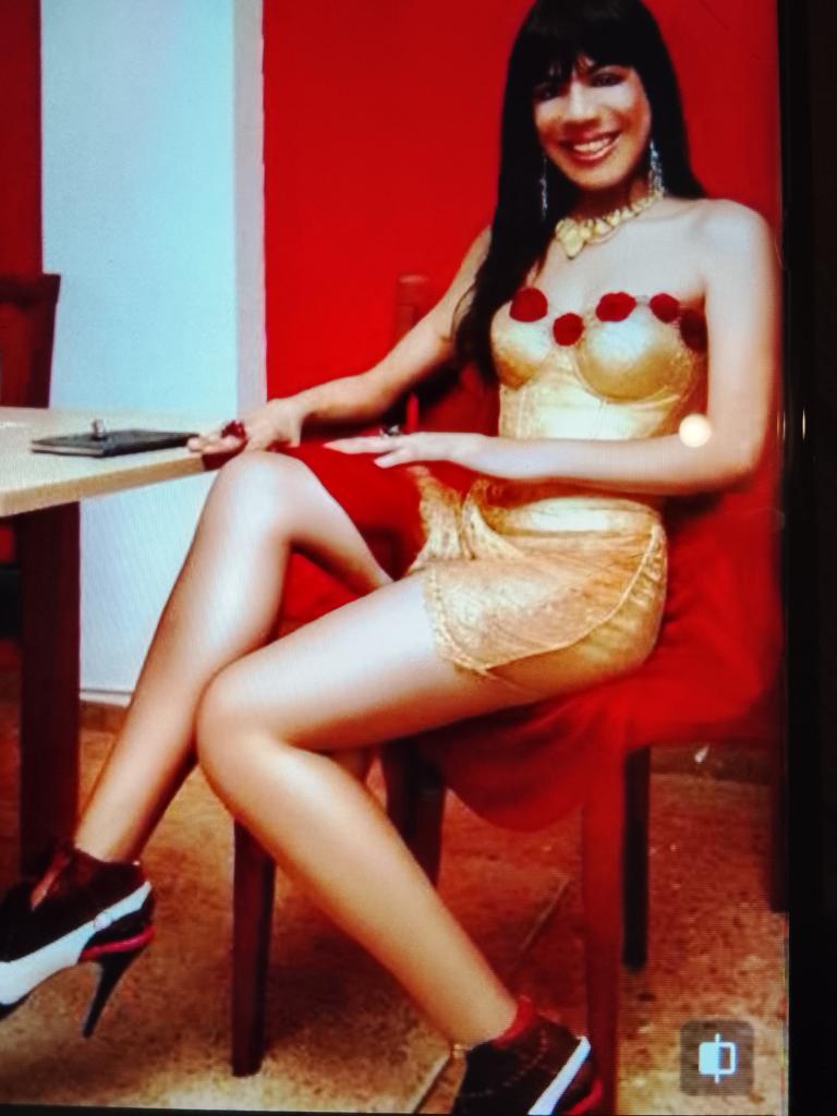 637243518: Travesti en Lérida