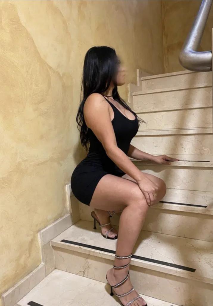 666873089: Chica busca chico en Huelva