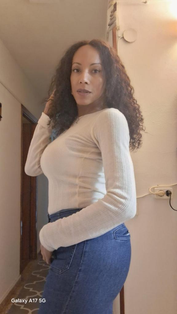 613202149: Transexual en Pontevedra