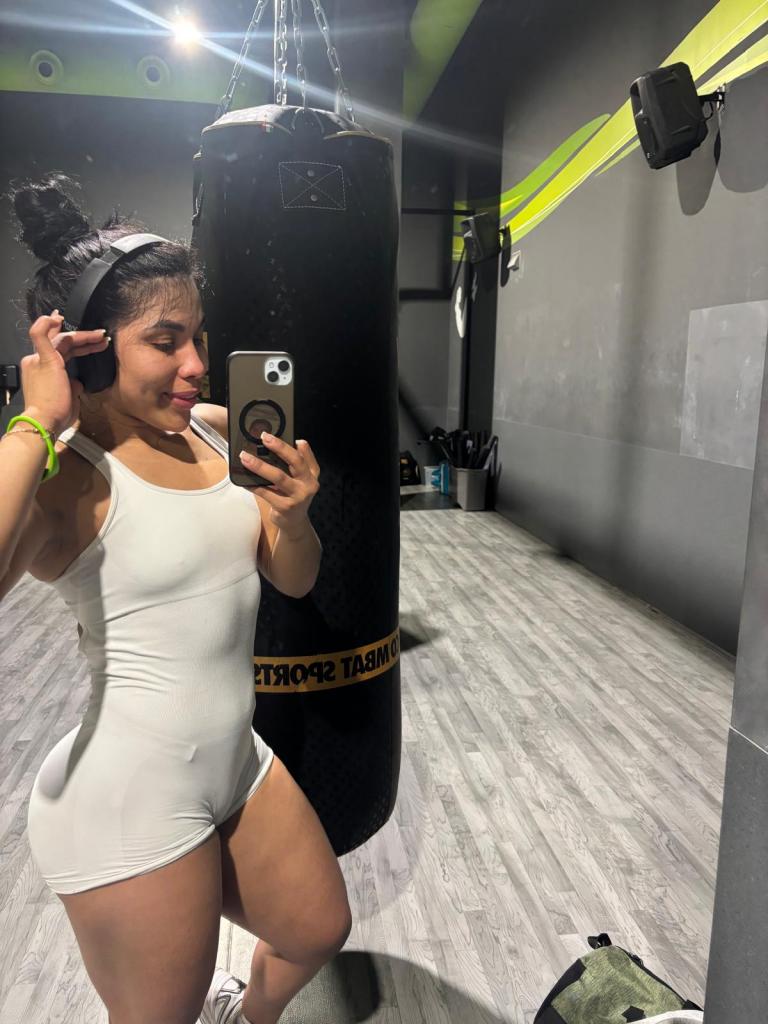 Chica busca chico en Zaragoza: 