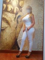 631563867: Chica busca chico en Navarra