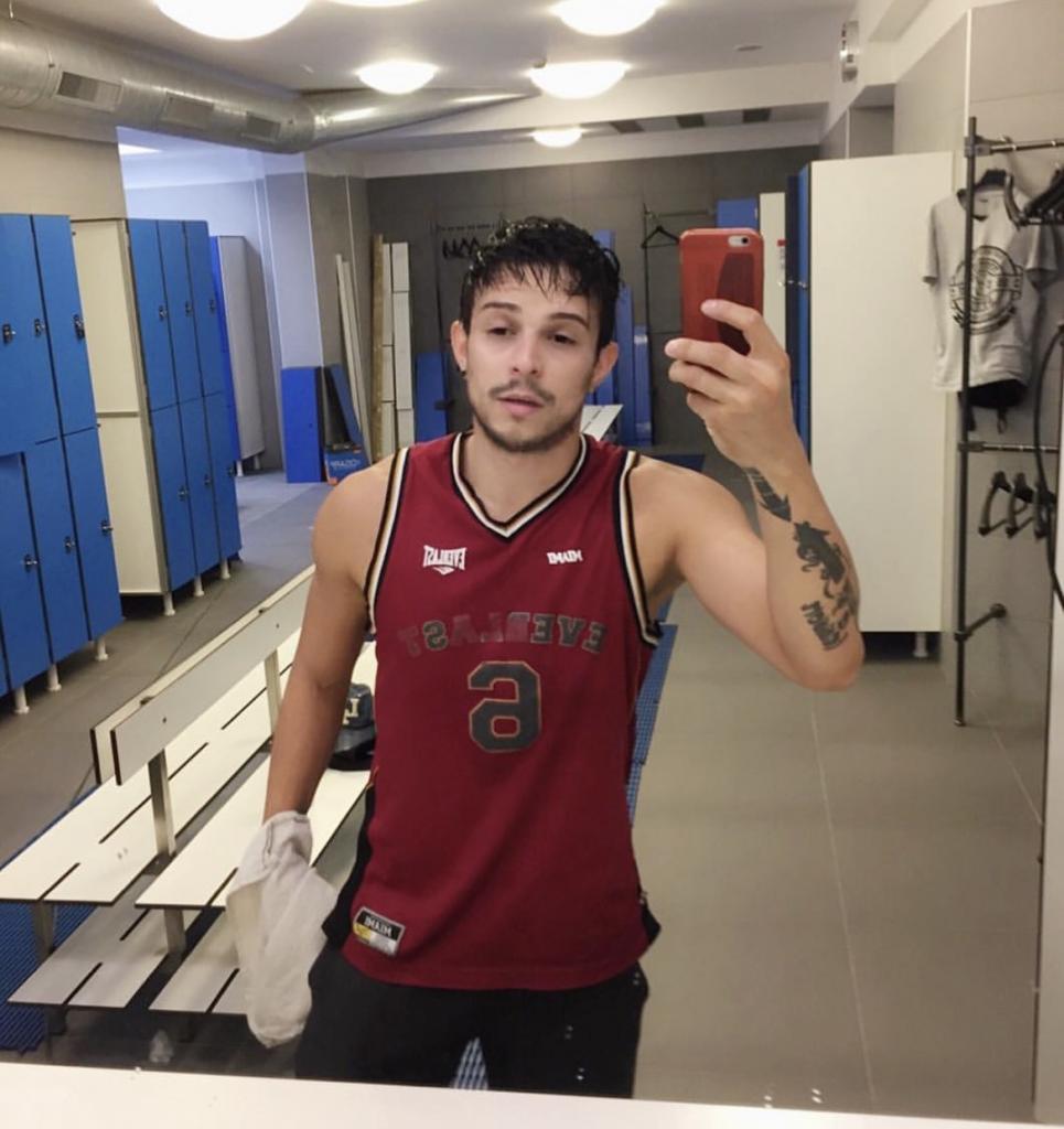 Chico busca chica en Gerona: 