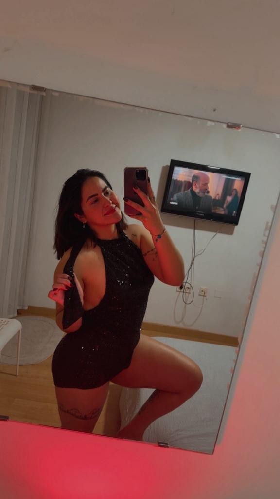 Chica busca chico en Almería: 