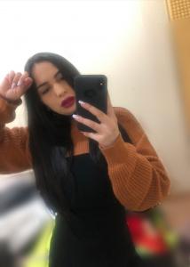 610780738: Chica busca chico en Madrid