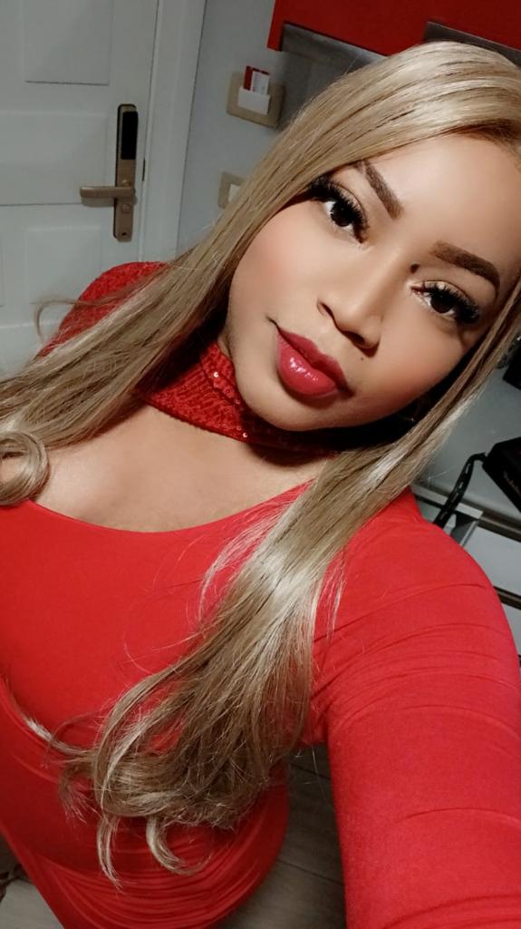 Chica busca chico en Tenerife: 