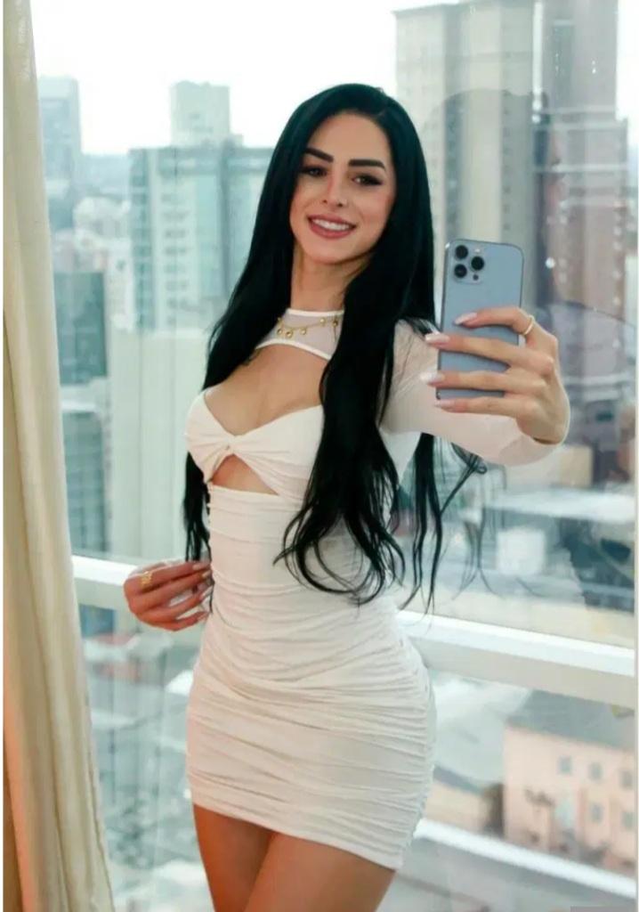 661476198: Chica busca chico en Cádiz