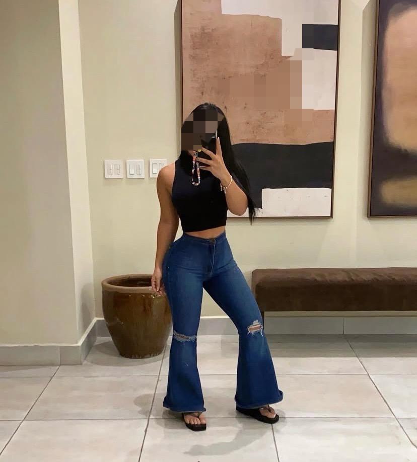 Chica busca chico en Almería: 