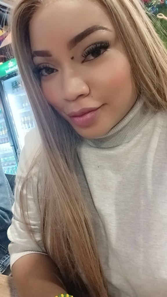 Chica busca chico en Tenerife: 