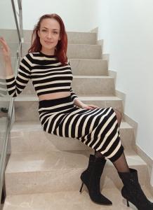 677946855: Chica busca chico en Alicante