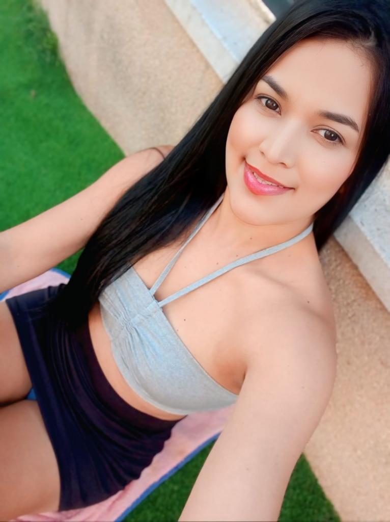 Chica busca chico en Almería: 