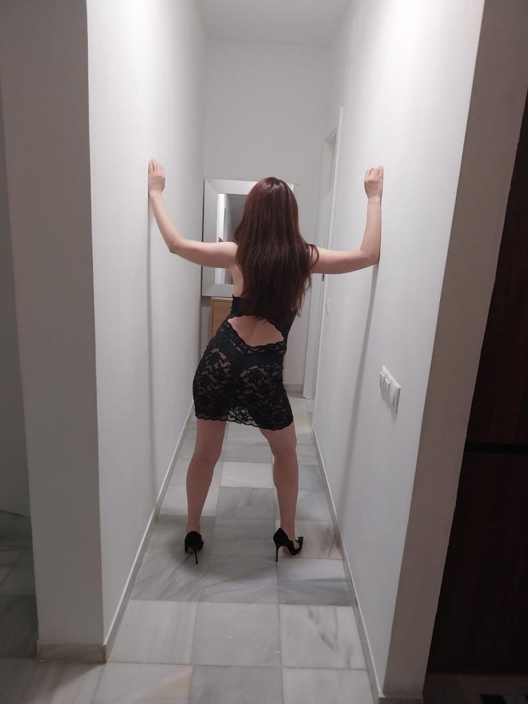 611907249: Chica busca chico en Alicante