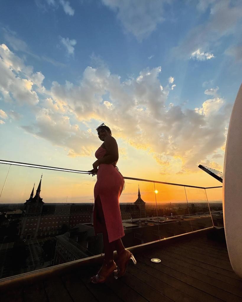 600745166: Chica busca chico en Barcelona