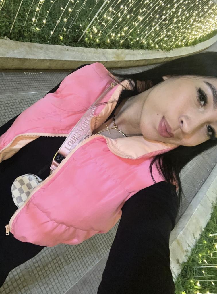 604195677: Chica busca chico en La Coruña