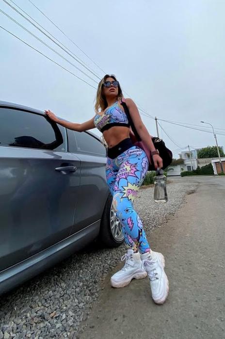 Chica busca chico en Murcia: 