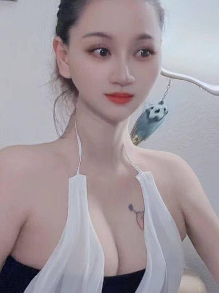 667720580: Chica busca chico en Valencia