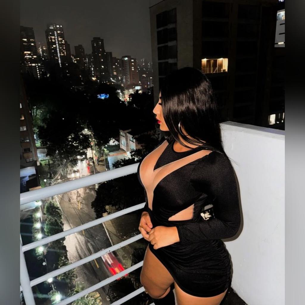 Chica busca chico en Tenerife: 