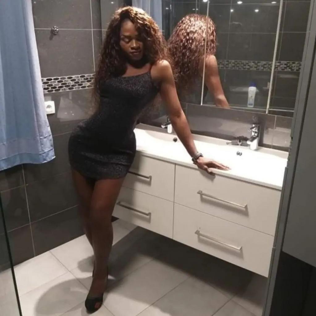 615238821: Transexual en Sevilla