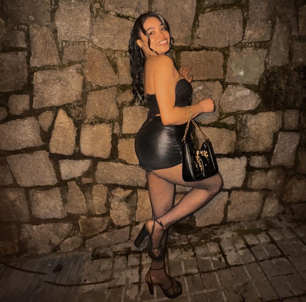 642403147: Chica busca chico en Cáceres