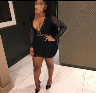 632398513: Chica busca chico en La Coruña