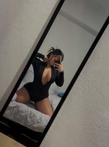 613555235: Chica busca chico en Madrid