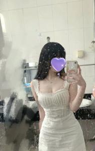 667389439: Chica busca chico en Madrid