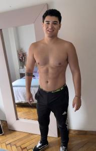 695091078: Chico busca chica en León