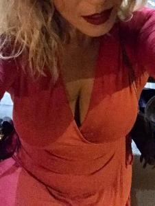 631174975: Chica busca chico en Sevilla