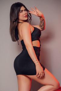 691386949: Chica busca chico en Madrid